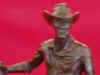 Sculpture head 1.JPG (42038 bytes)